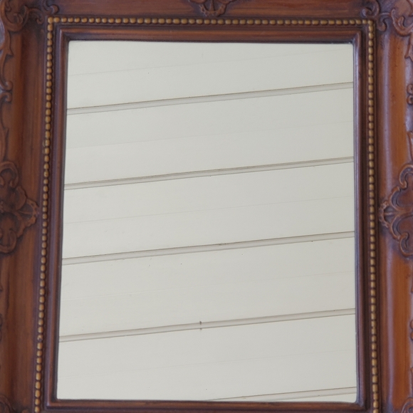 Vintage Mirror 18"x15" Brown Wood Look Heavy Plastic Resin Frame Ornate - Picture 2 of 11